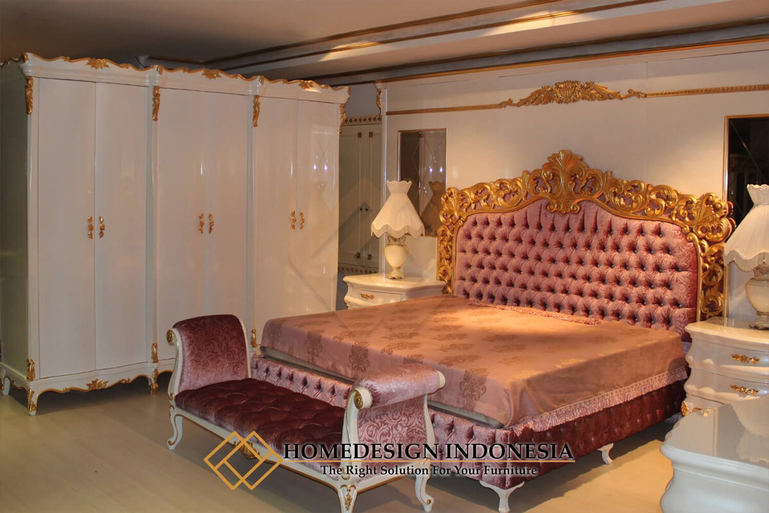 Lemari Pakaian Mewah Klasik Grand Palace Solid Duco FM-345.1