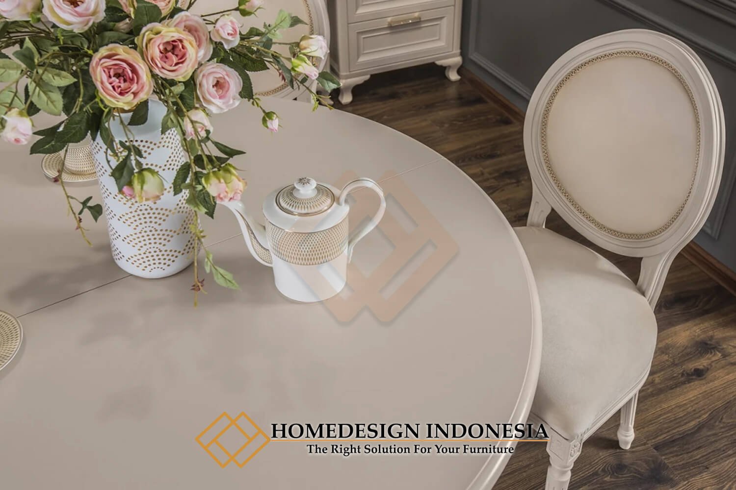 Meja Makan Mewah Bundar Solid Chocolate Oat Color FM-379.2